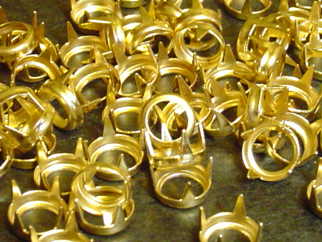 1 Gross 20ss RIM Rhinestone Settings-Gold